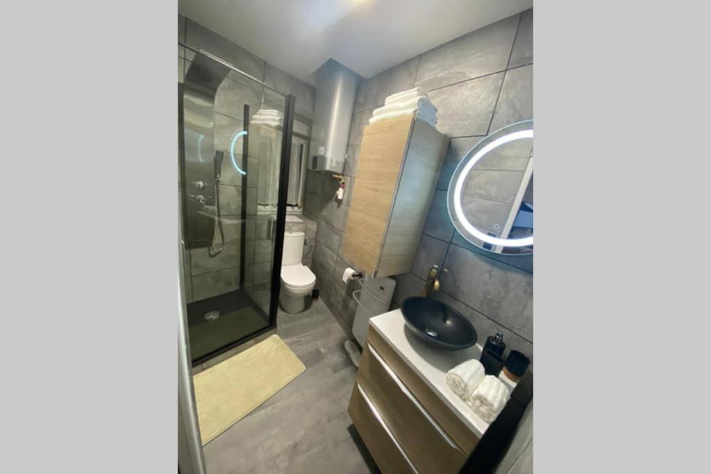 Studio En Hyper Centre De Dole Apartment Ngoại thất bức ảnh